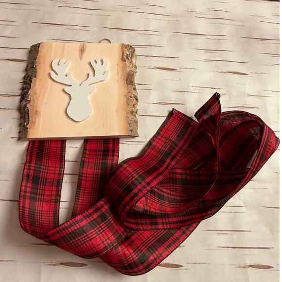Holiday Christmas Card Holder Reindeer on Aspen Wood Double Plaid Ribbon - Picture 4 of 5